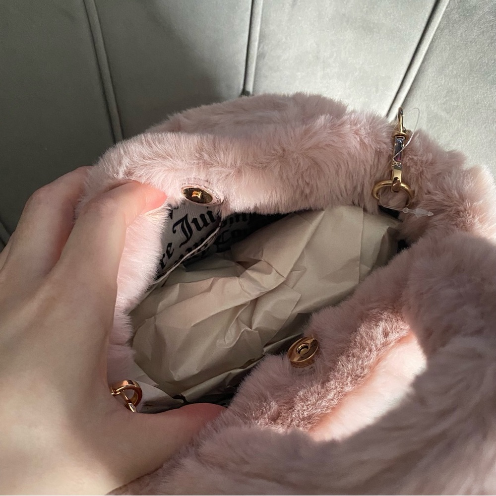 NWT Juicy Couture pink blush fuzzy mini tote crossbody purse - Picture 4 of 4